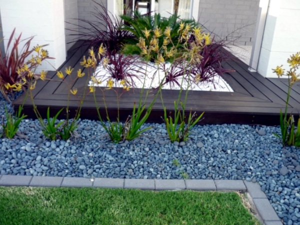 Batu hias sebagai elemen dekoratif